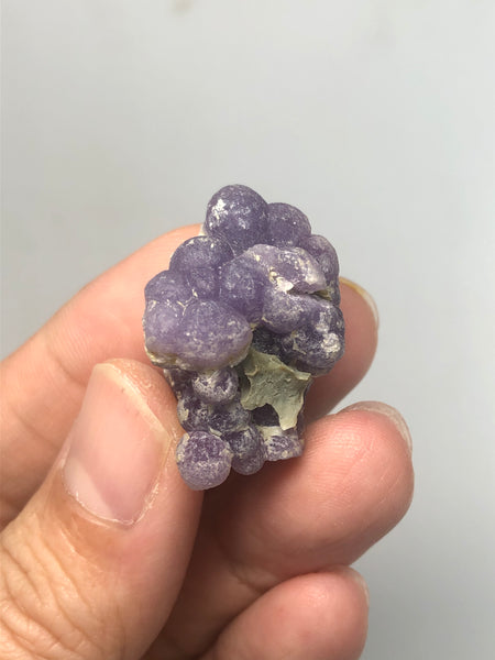 Grape Agate Raw Crystals 10g