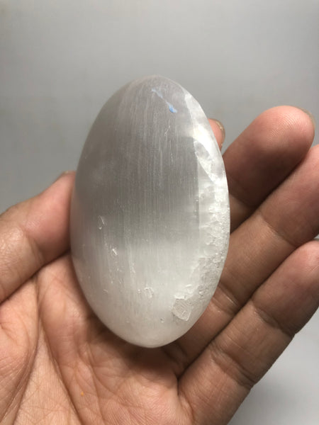Selenite Palm Stones 112g