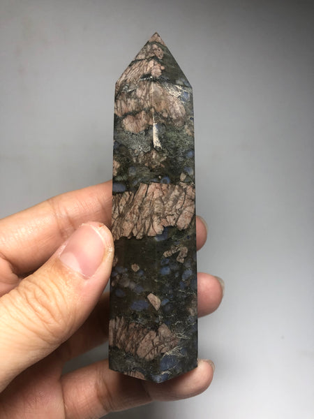 Que Sera Crystals Point 143g