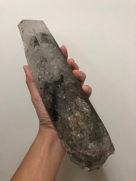 Tibetan Quartz Point with Enhydro 2042g