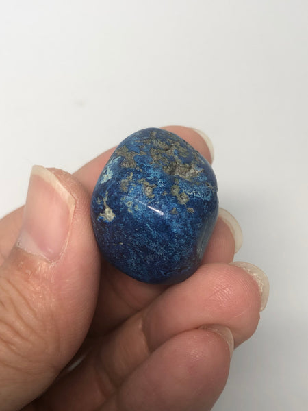 Shattuckite with Calcite Tumbled Stones 21g