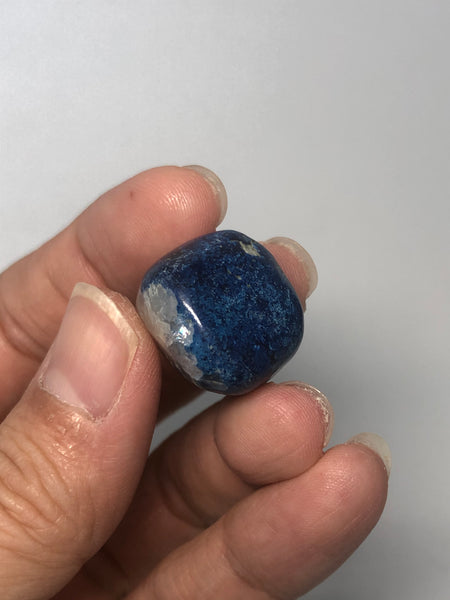 Shattuckite with Calcite Tumbled Stones 21g