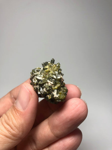 Epidote Raw Crystals Cluster 23g