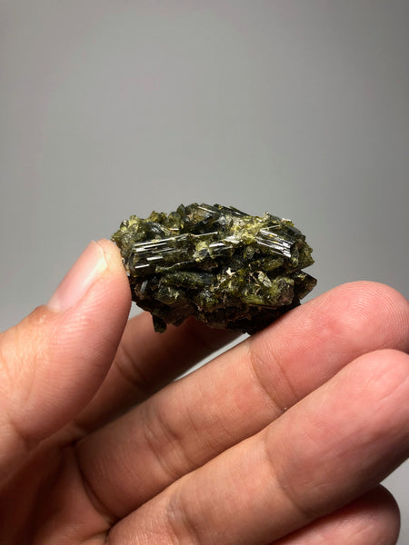 Epidote Raw Crystals Cluster 23g