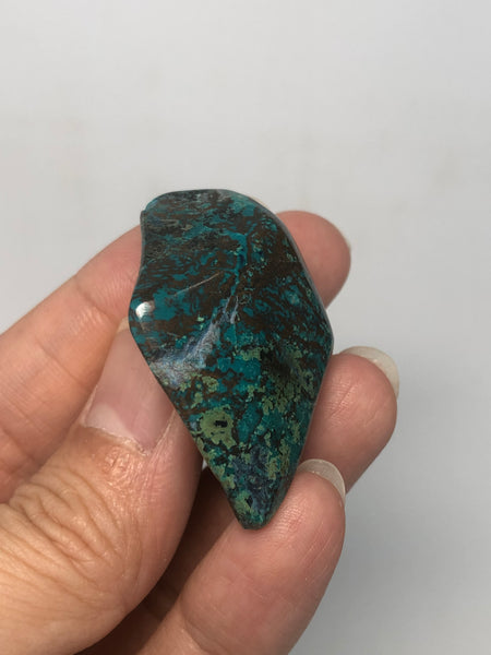 Chrysocolla with Shattuckite Cuprite and Calcite Tumbled Stones 28g