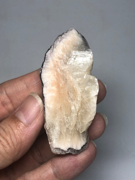 Stilbite with Hematite Raw Crystals 33g
