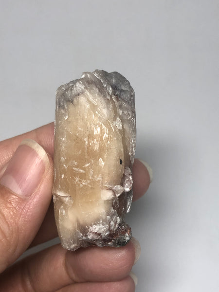 Stilbite with Hematite Raw Crystals 34g