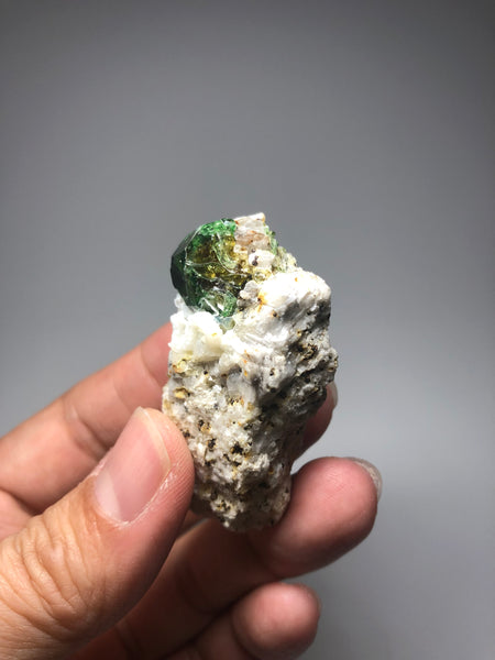Chrome Tourmaline Vanadium Dravite 40g