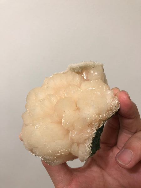 Cream Stilbite Crystal 432g
