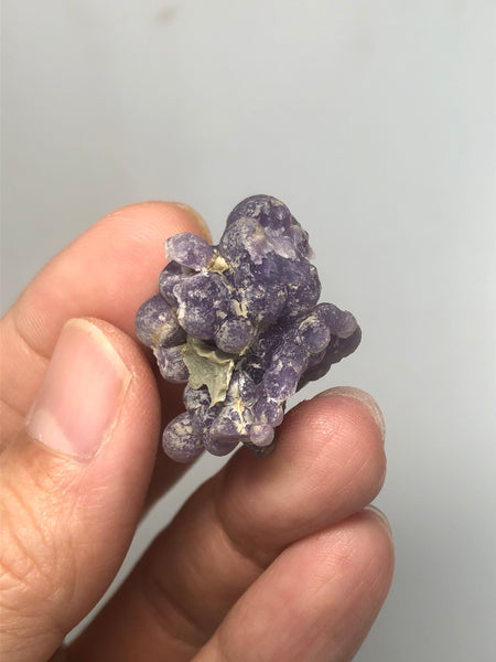 Grape Agate Raw Crystals 10g