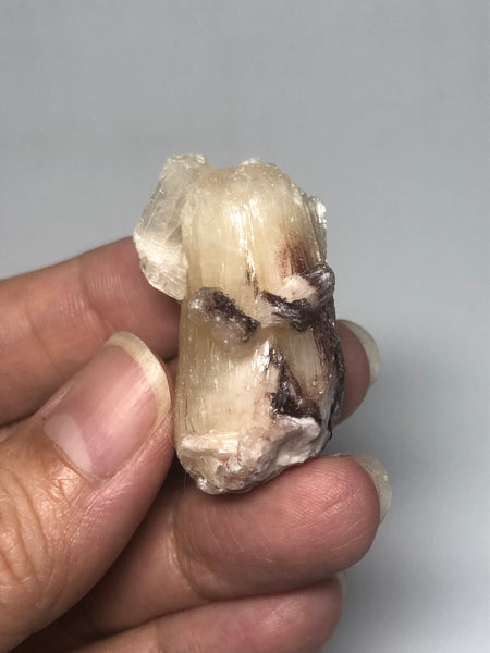 Stilbite with Hematite Raw Crystals 18g