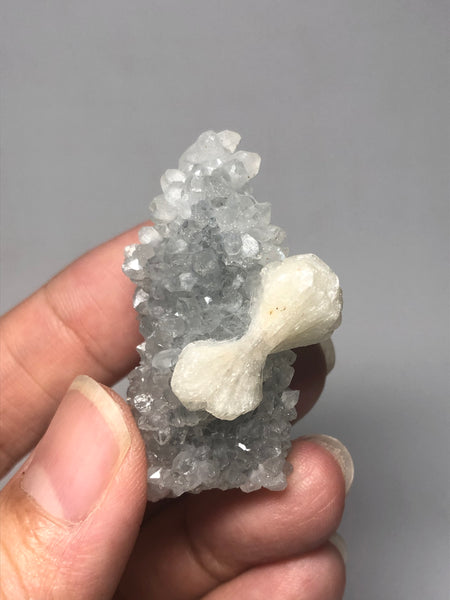Apophyllite with Stilbite Raw Crystals 26g