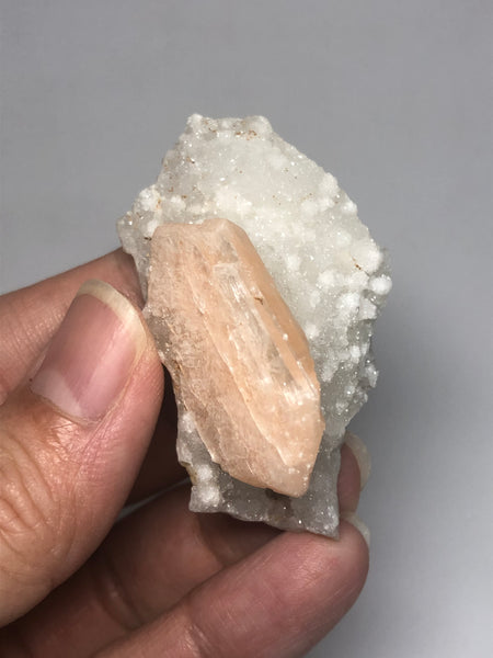 Stilbite Raw Crystals 26g
